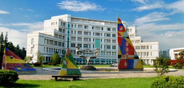 扬州大学 - 流金歲月