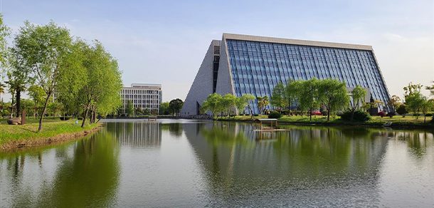 扬州大学 - 2025年 面向香港、澳门、台湾地区、华侨招生简章