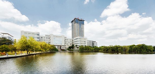 南京航空航天大学 - 2025年 面向香港、澳门、台湾地区、华侨招生简章