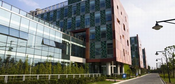 西交利物浦大学 - 2025年 面向香港、澳门、台湾地区、华侨招生简章