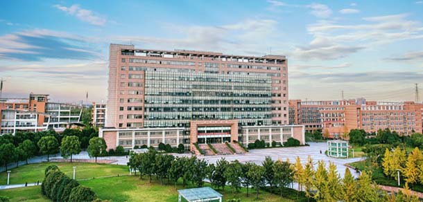 中国计量大学 - 流金歲月