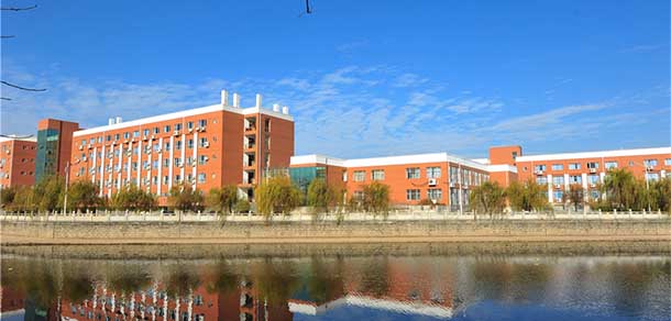 江西科技师范大学