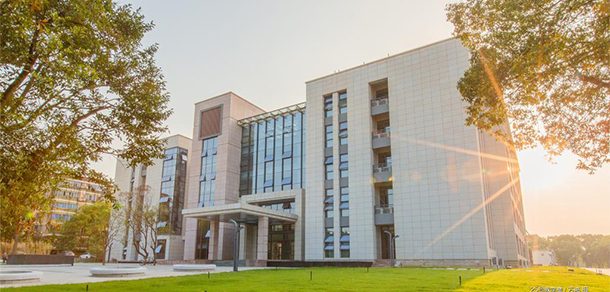 华东交通大学 - 2025年 面向香港、澳门、台湾地区、华侨招生简章