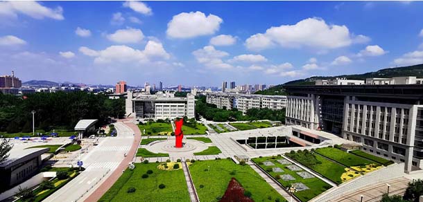 济南大学 - 流金歲月