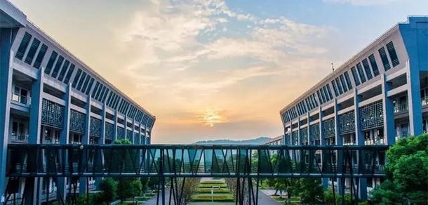 中南大学 - 流金歲月