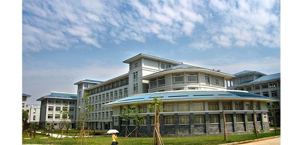 湖北中医药大学 - 2025年 面向香港、澳门、台湾地区、华侨招生简章