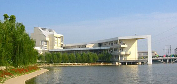 黄冈师范学院 - 2025年 面向香港、澳门、台湾地区、华侨招生简章