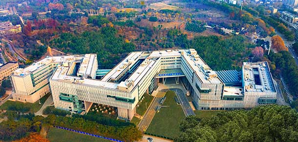 华中科技大学