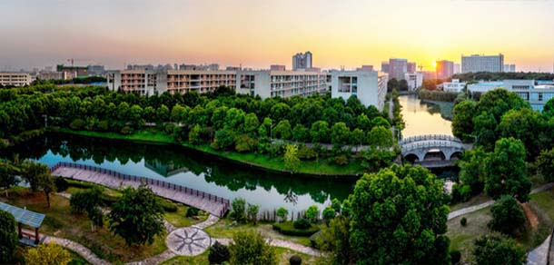 湖北经济学院 - 流金歲月