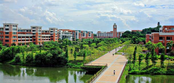 中山大学 - 流金歲月