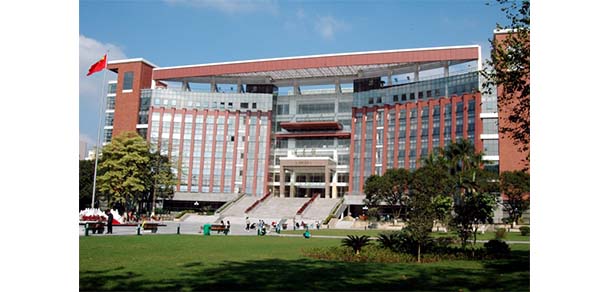 暨南大学 - 流金歲月