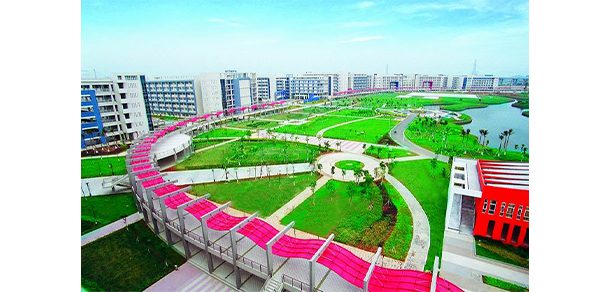 广州大学 - 2025年 面向香港、澳门、台湾地区、华侨招生简章