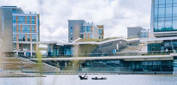 北京师范大学-香港浸会大学联合国际学院 - 流金歲月