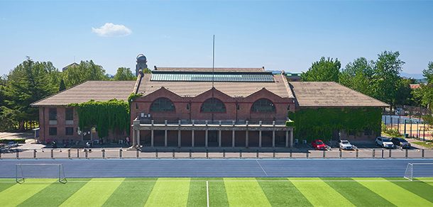 清华大学 - 2025年 面向香港、澳门、台湾地区、华侨招生简章