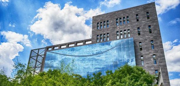 北京舞蹈学院 - 流金歲月