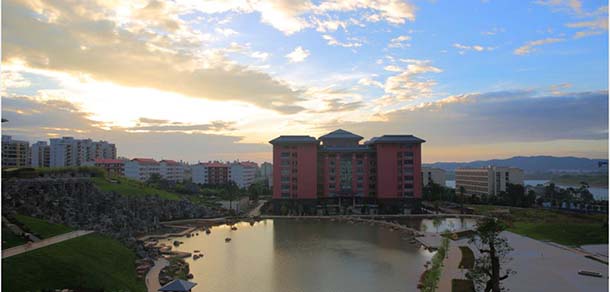 广西中医药大学 - 流金歲月