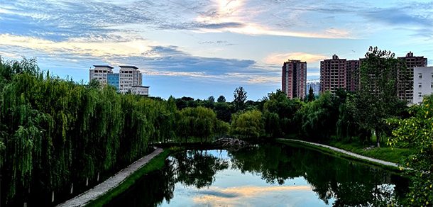 成都中医药大学 - 2025年 面向香港、澳门、台湾地区、华侨招生简章