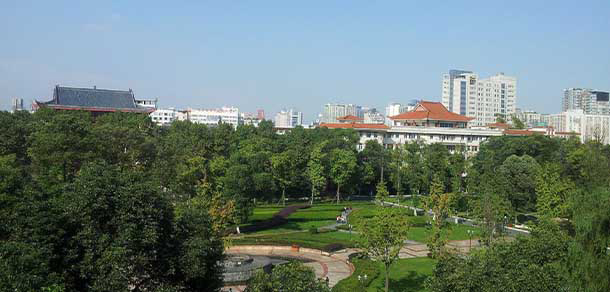 西南民族大学 - 流金歲月