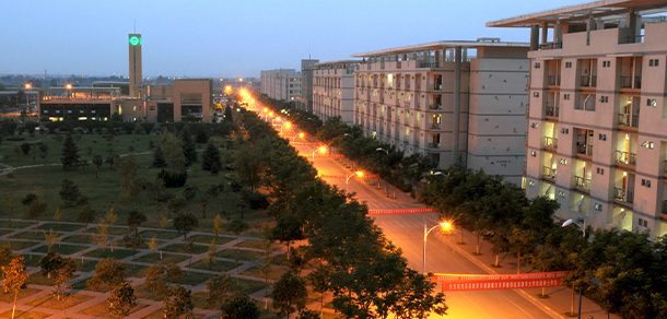 西安外国语大学 - 2025年 面向香港、澳门、台湾地区、华侨招生简章
