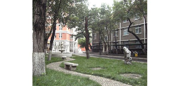 天津外国语大学 - 2025年 面向香港、澳门、台湾地区、华侨招生简章