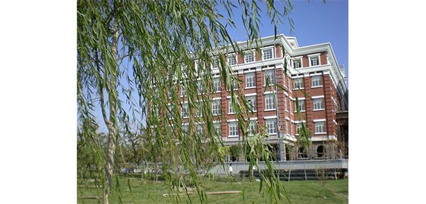 天津外国语大学 - 2025年 面向香港、澳门、台湾地区、华侨招生简章