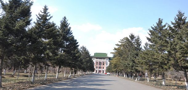 哈尔滨医科大学 - 2025年 面向香港、澳门、台湾地区、华侨招生简章