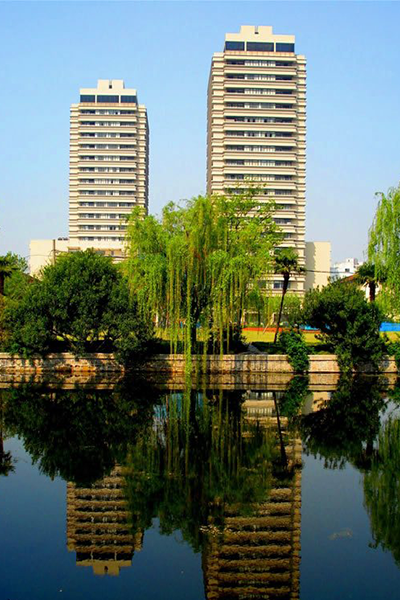华东师范大学 - 流金歲月