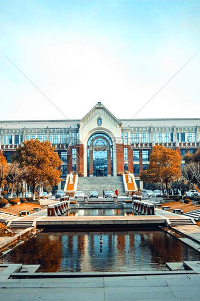 华东政法大学 - 流金歲月