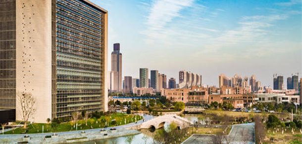 同济大学 - 2025年 面向香港、澳门、台湾地区、华侨招生简章