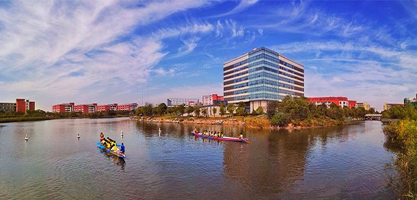 华东理工大学 - 2025年 面向香港、澳门、台湾地区、华侨招生简章