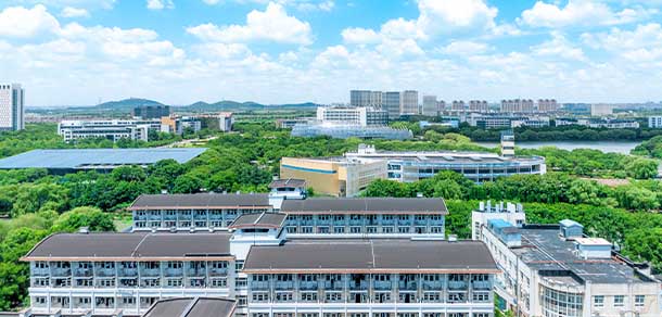 东华大学 - 流金歲月